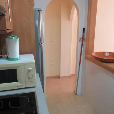 Ideally Located Between The Sea And The Center - 2 *